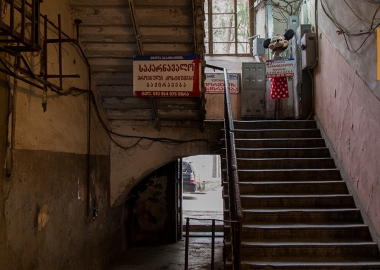 თბილისის „კომუნალკები“ - აპოკალიფსის მზა დეკორაცია