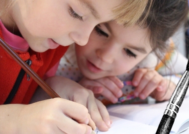 განათლების სამინისტრო ფულის ხატვისა და სხვა კონკურსებში