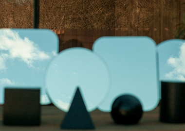 ქართველი დიზაინერი ანუკა თავართქილაძე კიოლნში, ავეჯის საერთაშორისო გამოფენაში მონაწილეობს