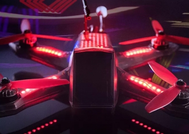 სპორტის ახალი სახეობა - დრონების რბოლა