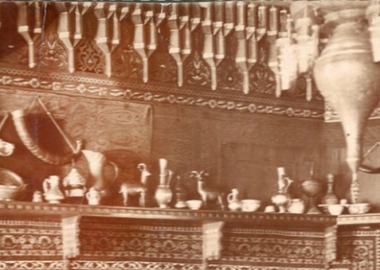 დაუბრუნებს თუ არა პრეზიდენტი სარაჯიშვილის ჭაღს სარაჯიშვილის სახლს