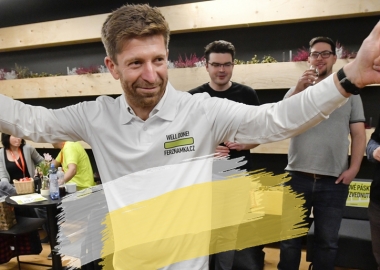 ტენდერში 16 მილიონ ევროდ შეფასებული საიტი ჩეხმა პროგრამისტებმა უფასოდ დაამზადეს და მინისტრი გაათავისუფლეს