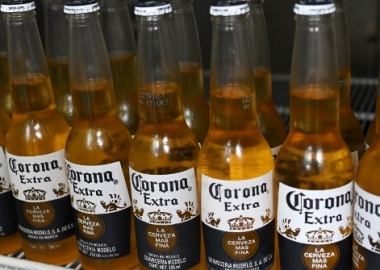 ლუდმა "კორონამ" კორონავირუსის გამო 170 მილიონი დოლარით იზარალა