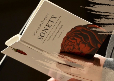 სამუშაო დღის დაწყების საუკეთესო მეთოდი პოეზიის კითხვაა