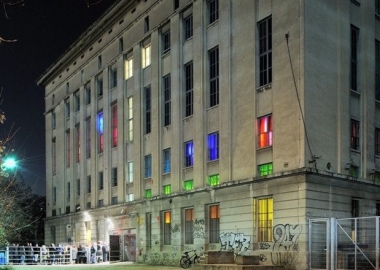 ბერლინის Berghain კორონავირუსის გამო დაგეგმილ ღონისძიებებს აპრილამდე აუქმებს