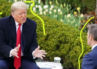 აშშ-ს მოქალაქეებს დახმარება დაუგვიანდებათ, რადგან ტრამპს ჩეკზე თავისი სახელის დაწერა სურს - Vanity Fair