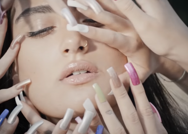 ნანკა გვარის მუსიკალური ონლაინპრემიერა AT.ge-ზე