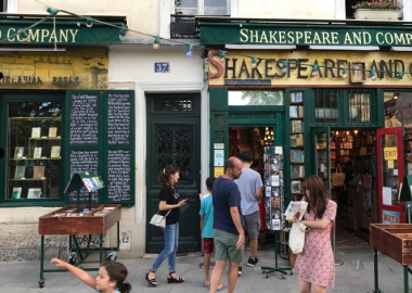 ისტორიული მნიშვნელობის დაწესებულებები მსოფლიოს დიდ ქალაქებში