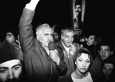 9 აპრილი "ქოლგა თბილისი ფოტოს" კატალოგიდან - გოგი ცაგარელი, იური როსტი