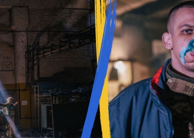 აზოვსტალის მცველი ფოტოგრაფის, დმიტრი კოზაცკის ფოტოები მარიუპოლის საბრძოლო ეპიცენტრიდან