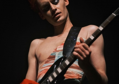 ფილმში "Ground Control" ლუკა ჩიქოვანი დევიდ ბოუის როლს შეასრულებს