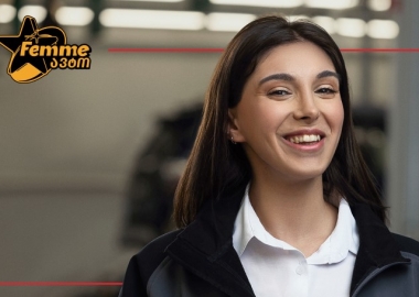 სერვისის მრჩეველი პირველი ქალი თეგეტაში